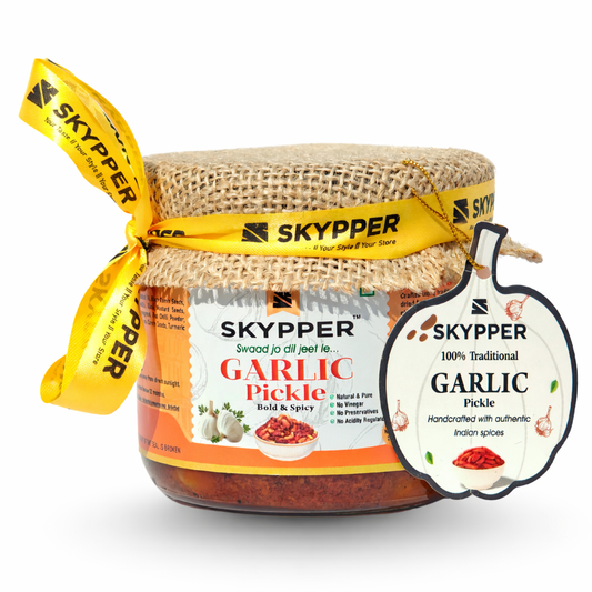Skypper Garlic Pickle | Traditional Tangy & Spicy Indian Achar | Handcrafted, Sun-Dried & Naturally Preserved | Made with Cold-Pressed Mustard Oil | Food Graded Glass Jar
